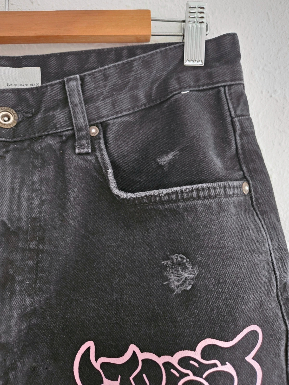 Bershka pantalón corto vaquero negro grafitis ES 38 hombre streetwear destruido 🖤🎨 – Bershka – taille W29 | FR 38 5