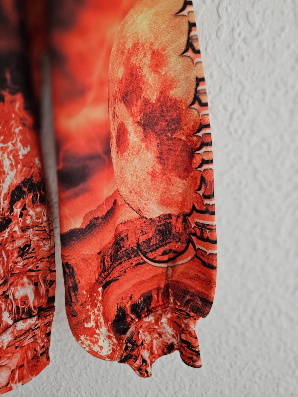 Sudadera Billie Eilish Bershka XS tie-dye fuego gráfica oversized – Bershka – taille XS / 34 / 6 3