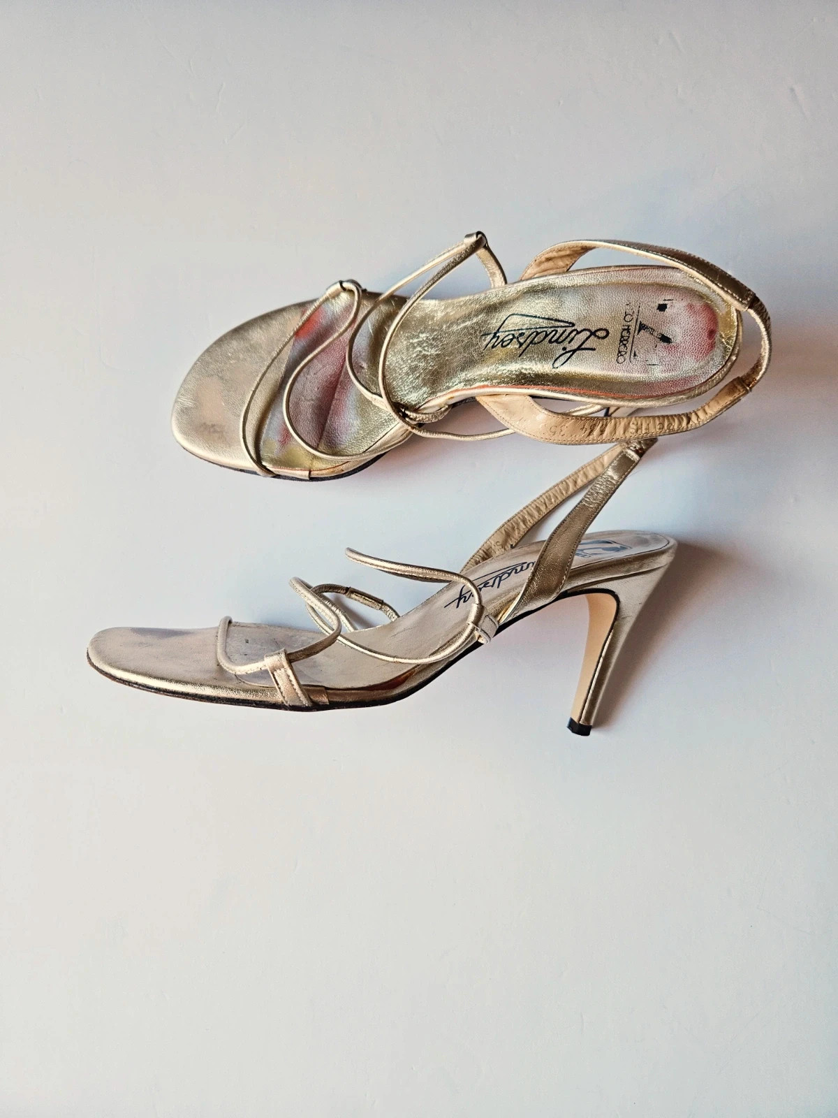 Sandalias doradas Lindsey · tacón fino elegante · talla 37 · estilo fiesta chic – Lindsey – taille 37 3