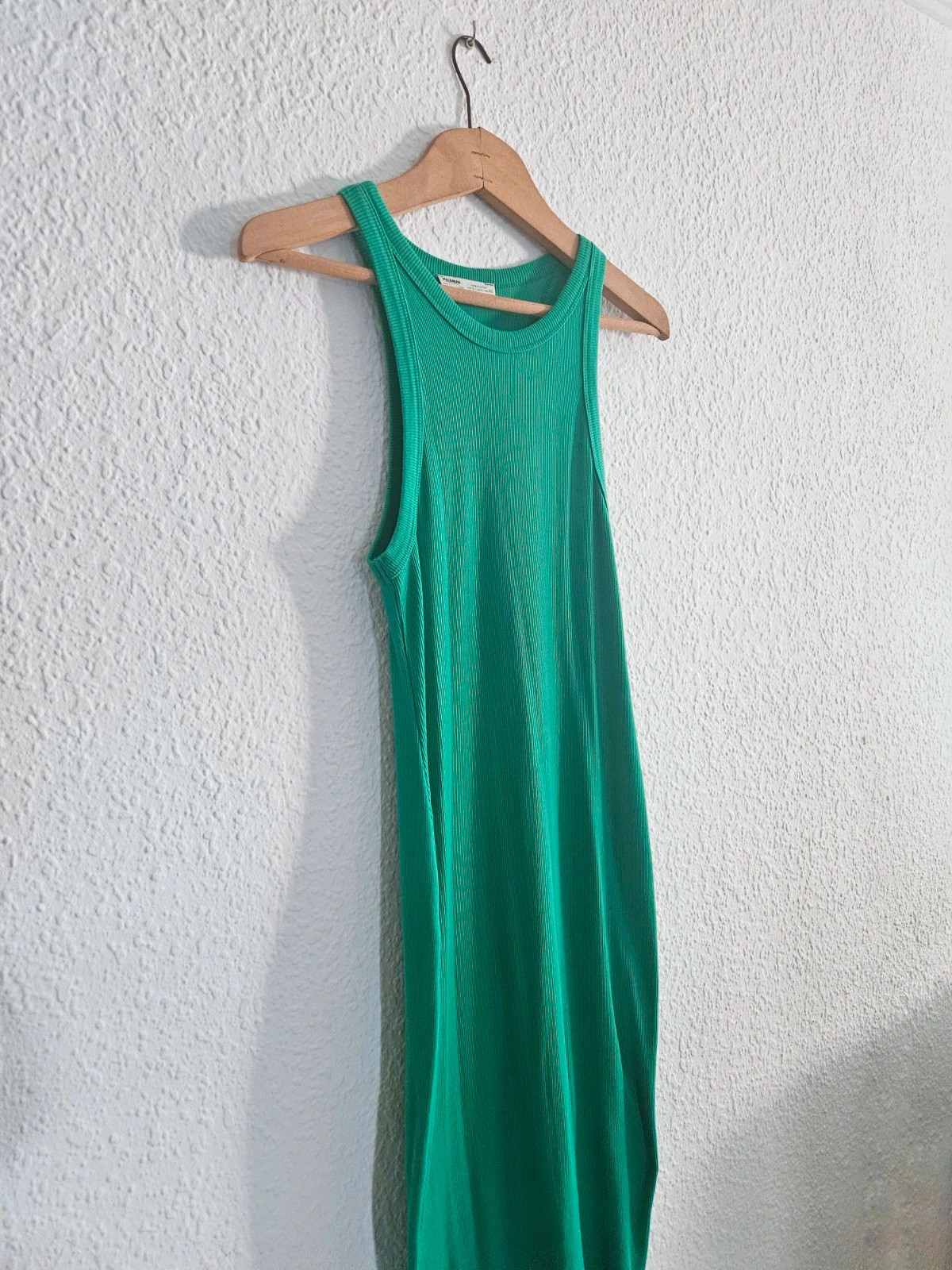 Pull&Bear green ribbed dress · Size L · Stretch cotton · Sleeveless summer style – Pull & Bear – taille L / 40 / 12 4