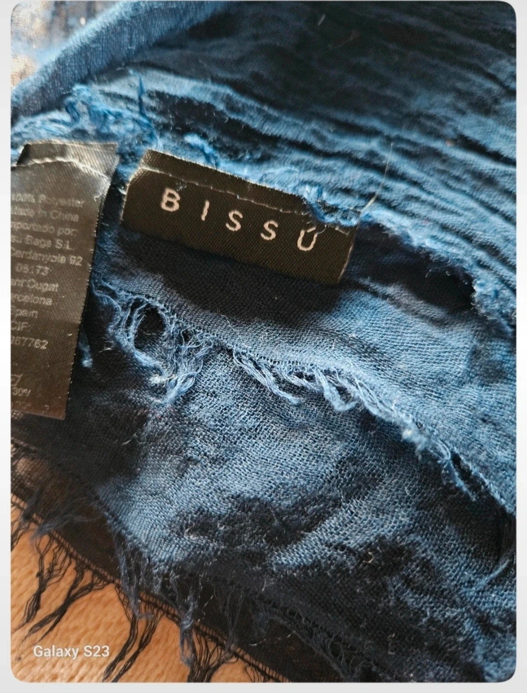 Bufanda Bissú azul estilo boho invernal / Bissu blue boho winter scarf – Bissú 4
