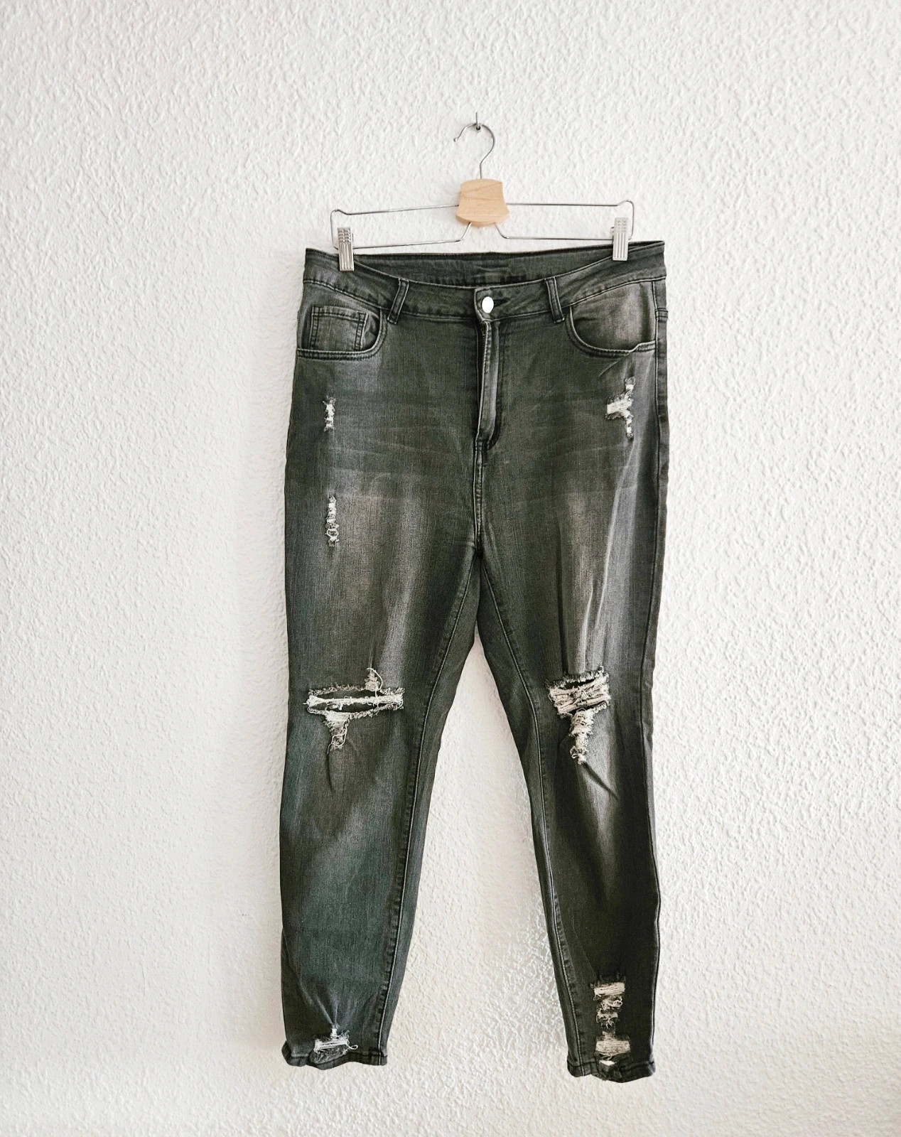 Shein Curve distressed black jeans · Size 1XL · Urban fit · Plus style – Shein Curve – taille XL / 42 / 14 4