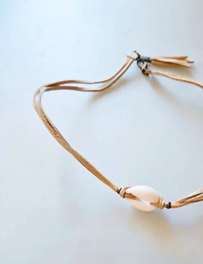 Boho suede choker · White bead detail · Local artisan piece · Adjustable chain 2