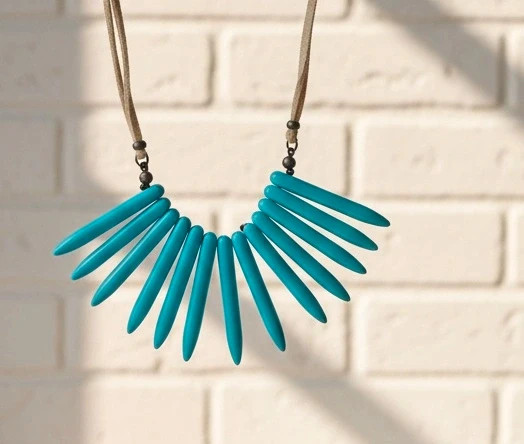 Natural turquoise necklace · Fan-shaped design · Local artisan piece · Boho statement 3