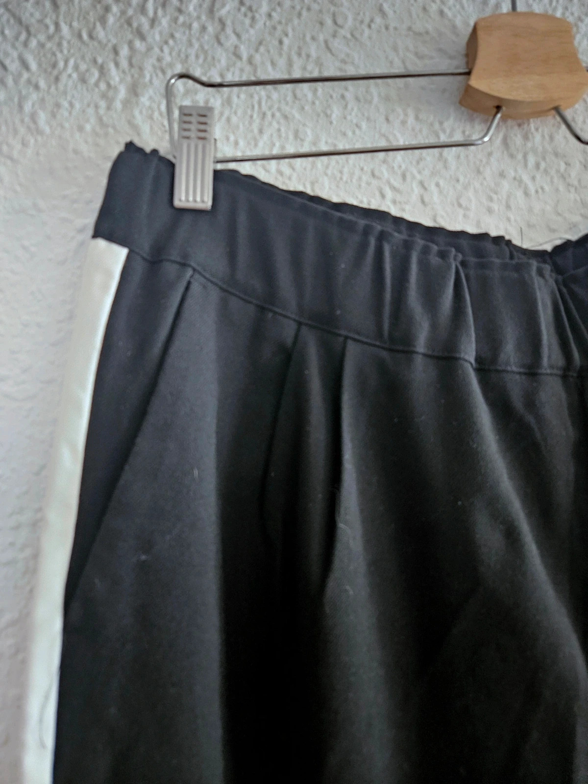 Zara black striped pants · Size XL · Side pockets · Sporty style – Zara – taille XL / 42 / 14 4