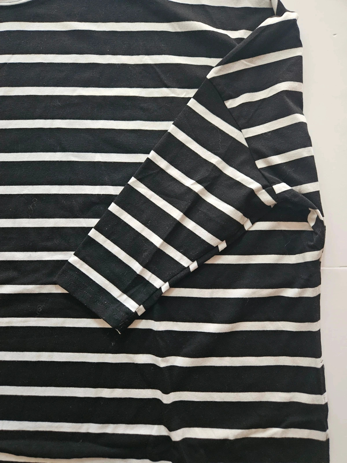 Shein Curve striped long sleeve top · Size 2XL · Casual fit · Monochrome style – taille XXL / 44 / 16 4