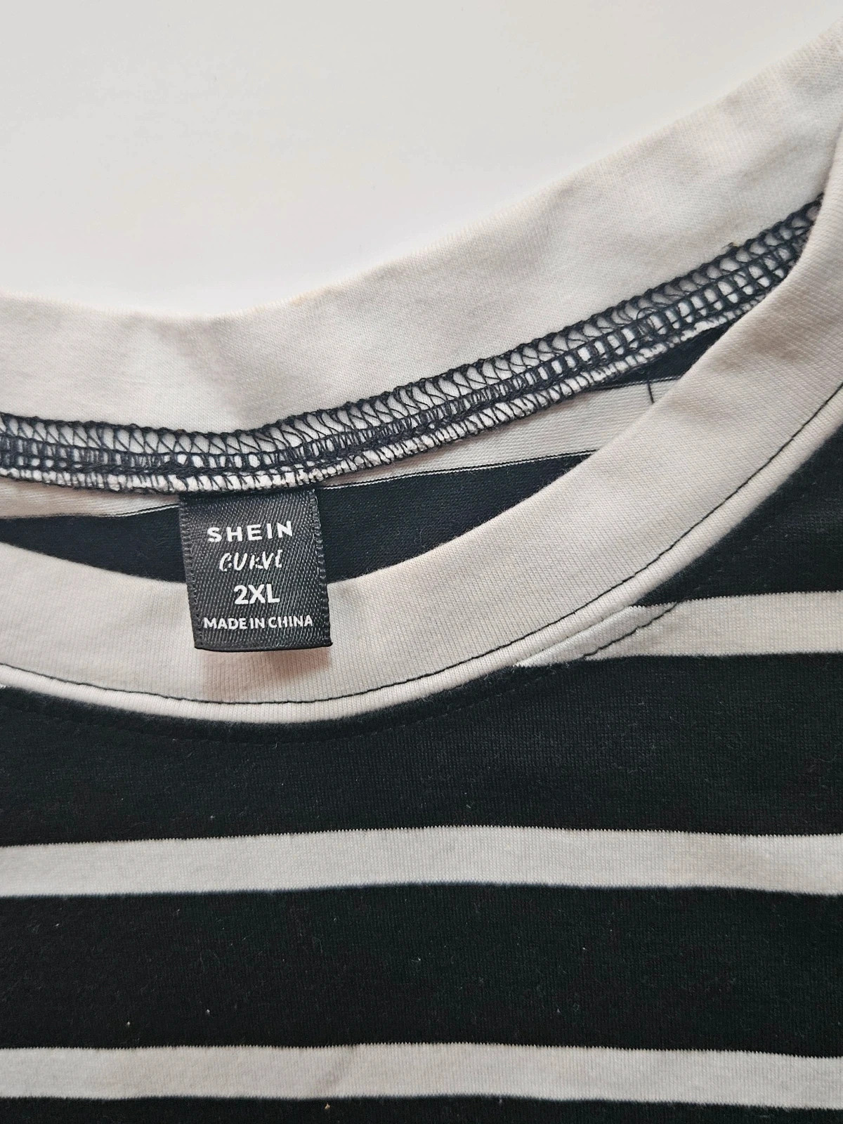 Shein Curve striped long sleeve top · Size 2XL · Casual fit · Monochrome style – taille XXL / 44 / 16 5