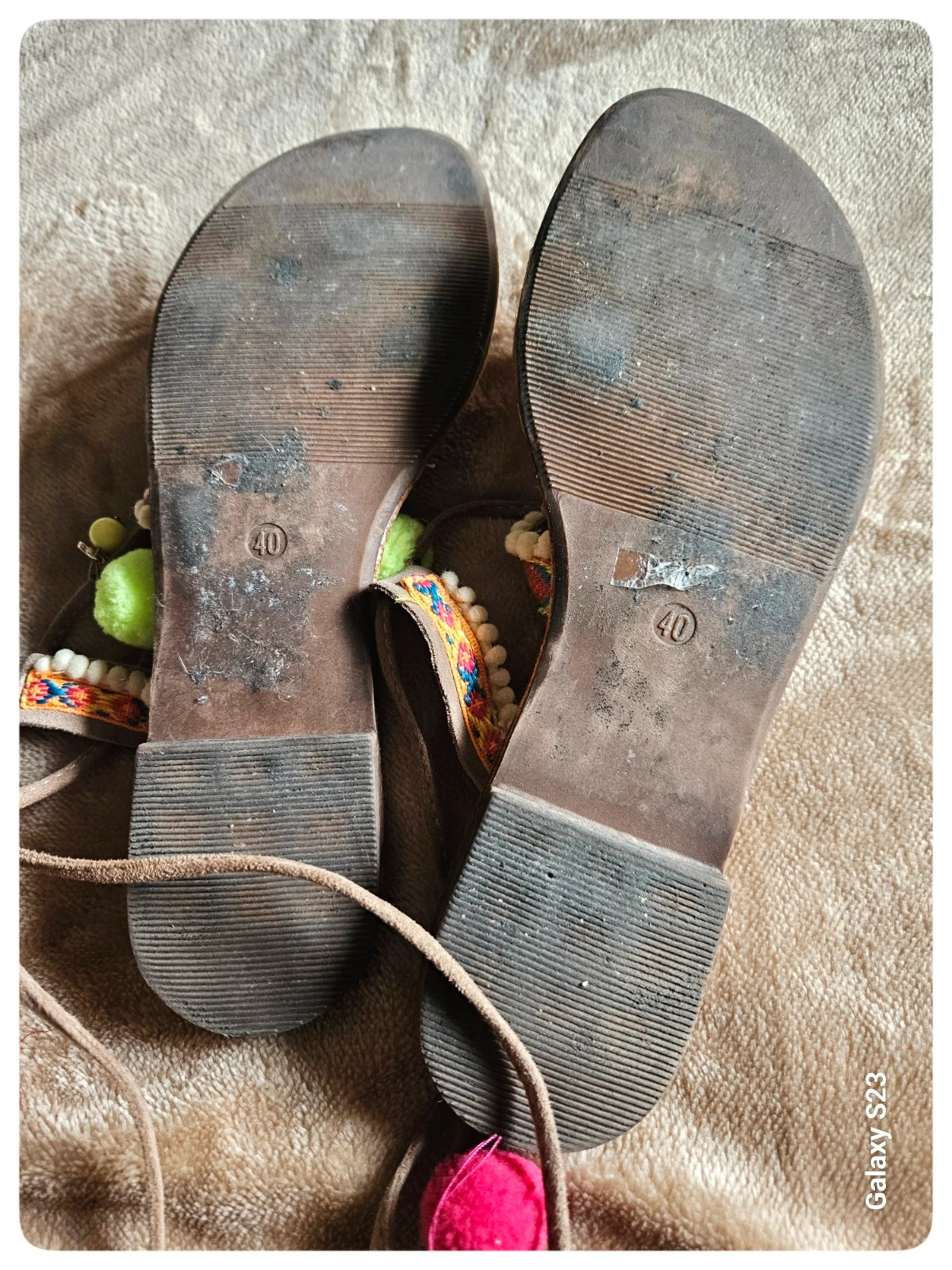 Sandalias boho con pompones – talla 40, coloridas y alegres – taille 40 5