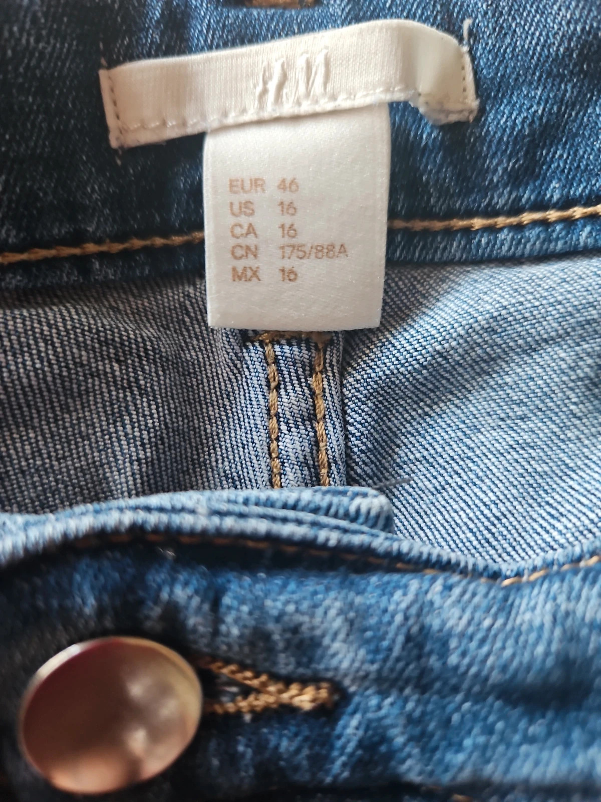 Short vaquero H&M – H&M – taille XXXL / 46 / 18 2
