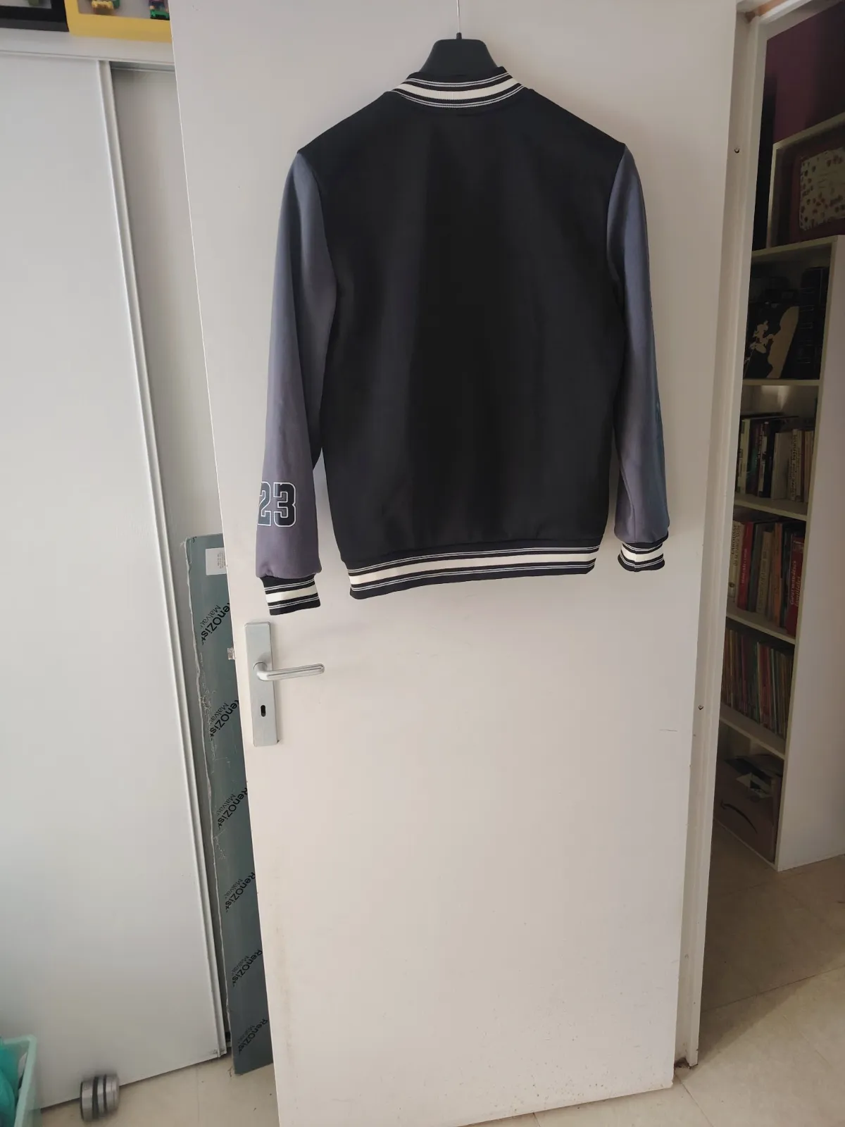 Veste enfant style teddy – Pas de marque – taille 13 ans 7