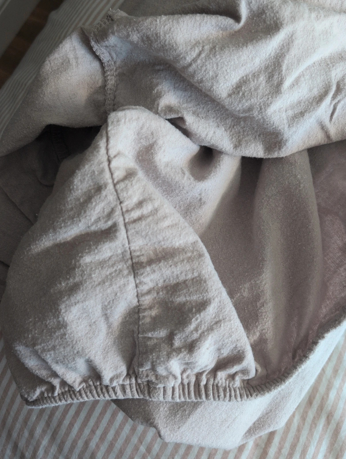 100% Brushed Cotton Single Fitted Sheet – B&M – taille Single 3