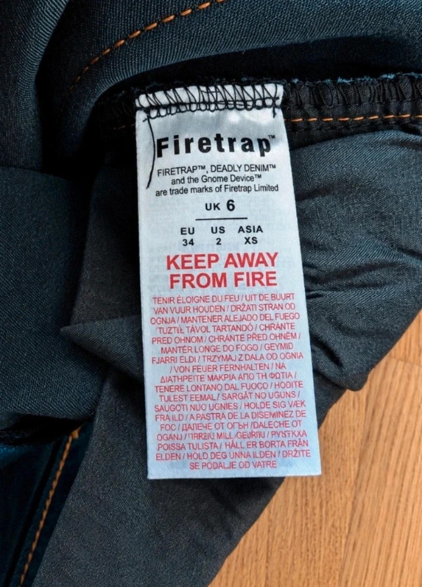 Firetrap Mid Rise Jeans UK 6 New with Tags – Firetrap – taille XS / UK 4-6 5