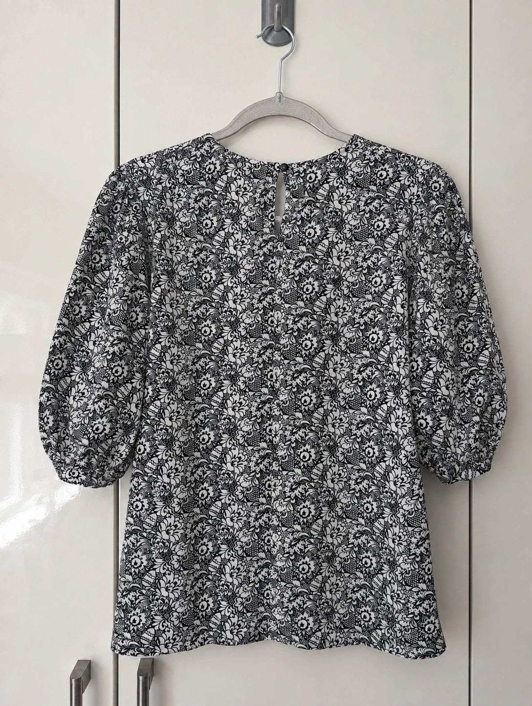 Black White Floral Blouse Puff Sleeves UK 12 – Primark – taille M / UK 12-14 2