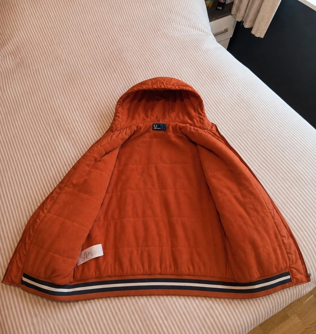 Orange Fred Perry Hooded Padded Brentham Jacket Size L – Fred Perry – taille L 2