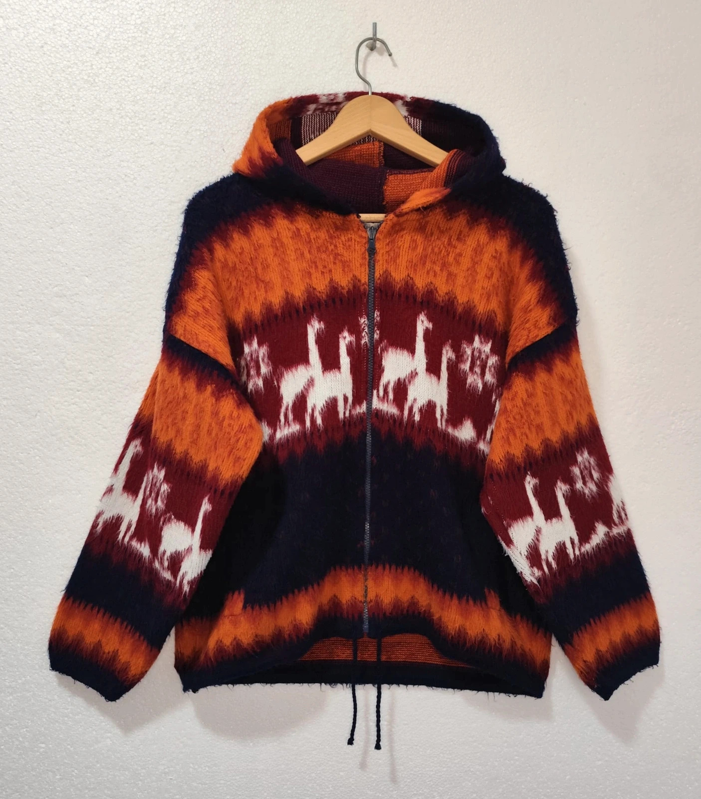 Sudadera Andina Artesanal de lana con llamas y cremallera Talla M