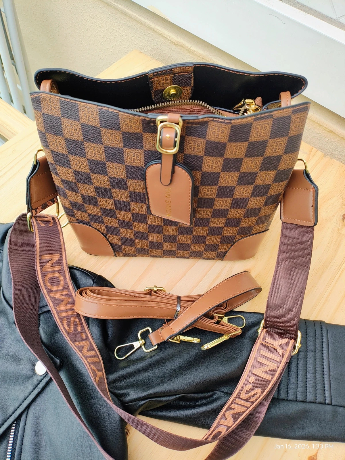 Cross bag 4
