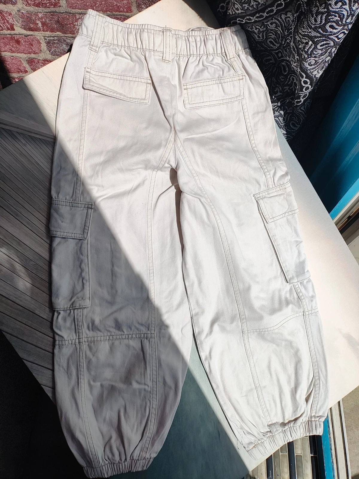 2 t shirts with joggers pent 7 to 8 years – Primark – taille 7 ans / 122 cm 2
