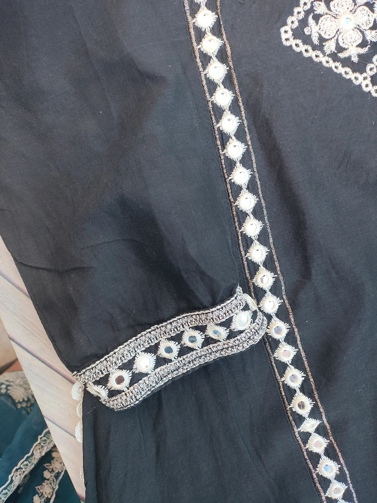Embroidery shirt 10 years – Indian – taille 10 ans / 140 cm 3