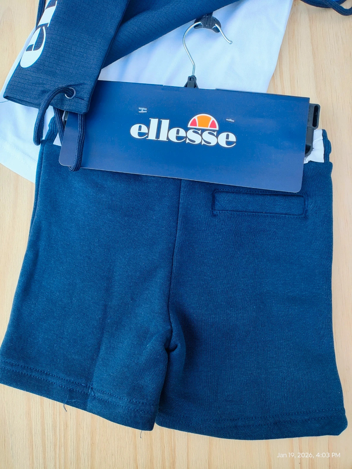 3 pc set for boys 4 years – Ellesse – taille 4 ans / 104 cm 4