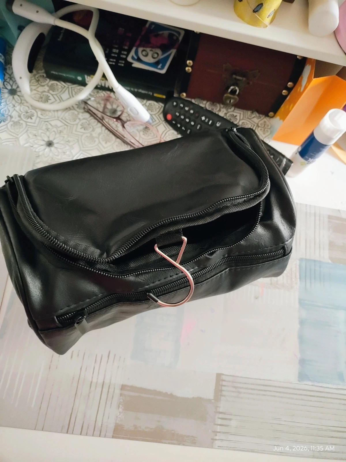 Brand new small makeup organiser – Inconnu 2