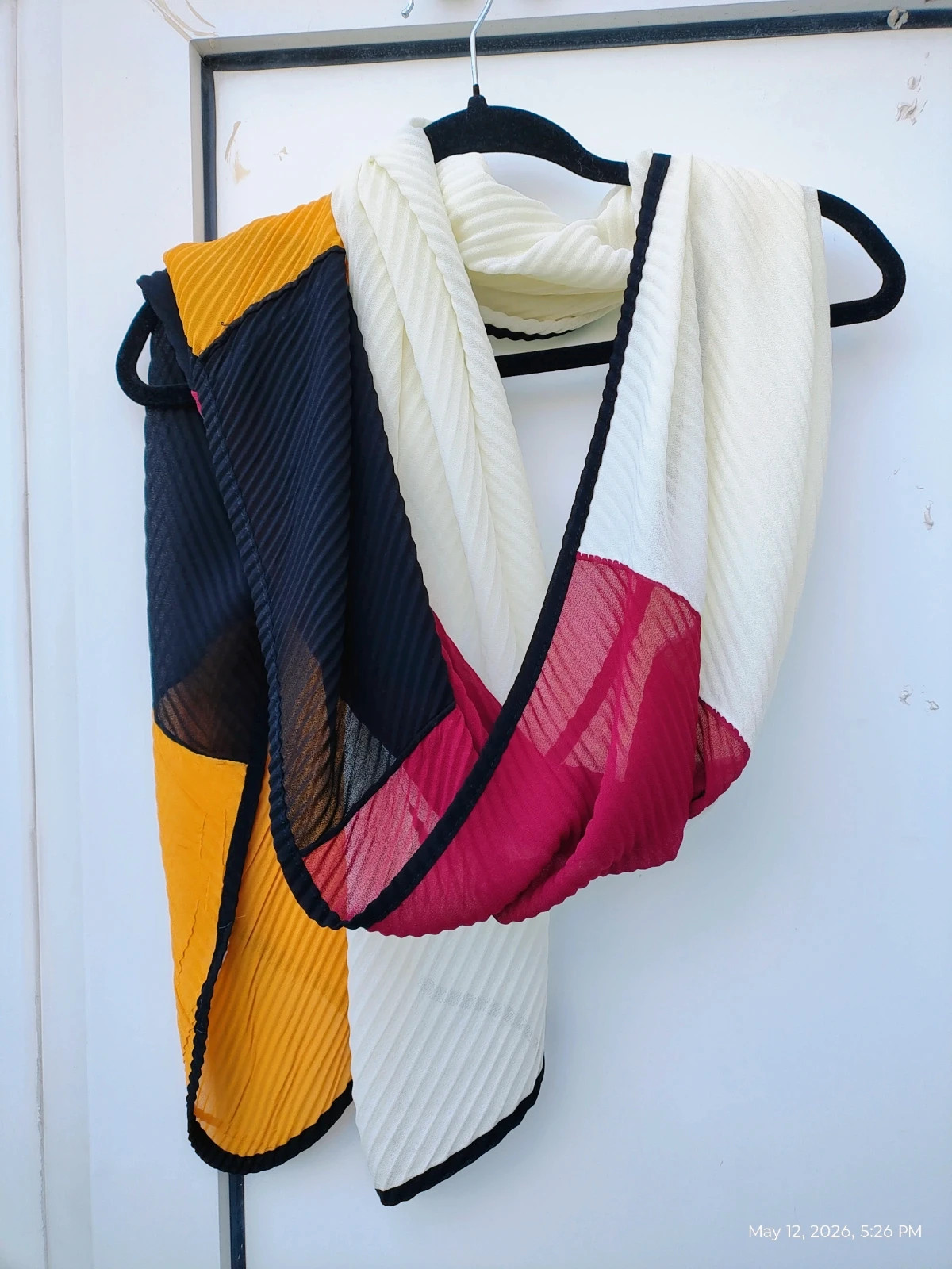 Crinkle chiffon scarf 2