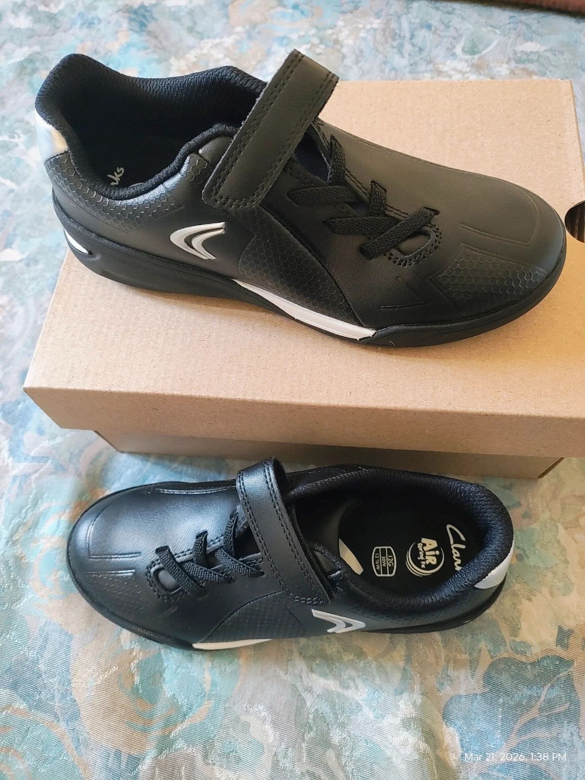 Clarks leather 30 size