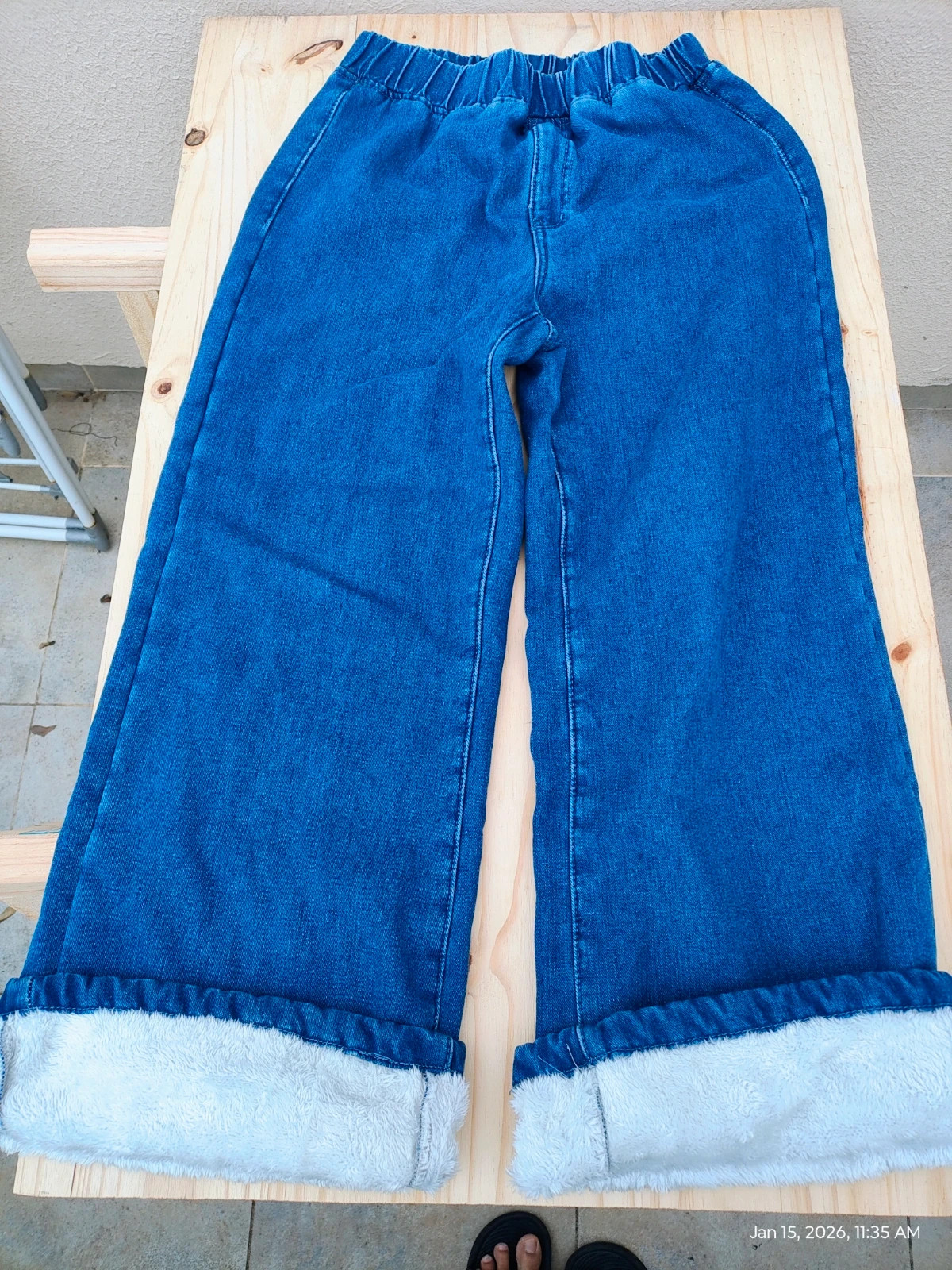 Wide leg trousers