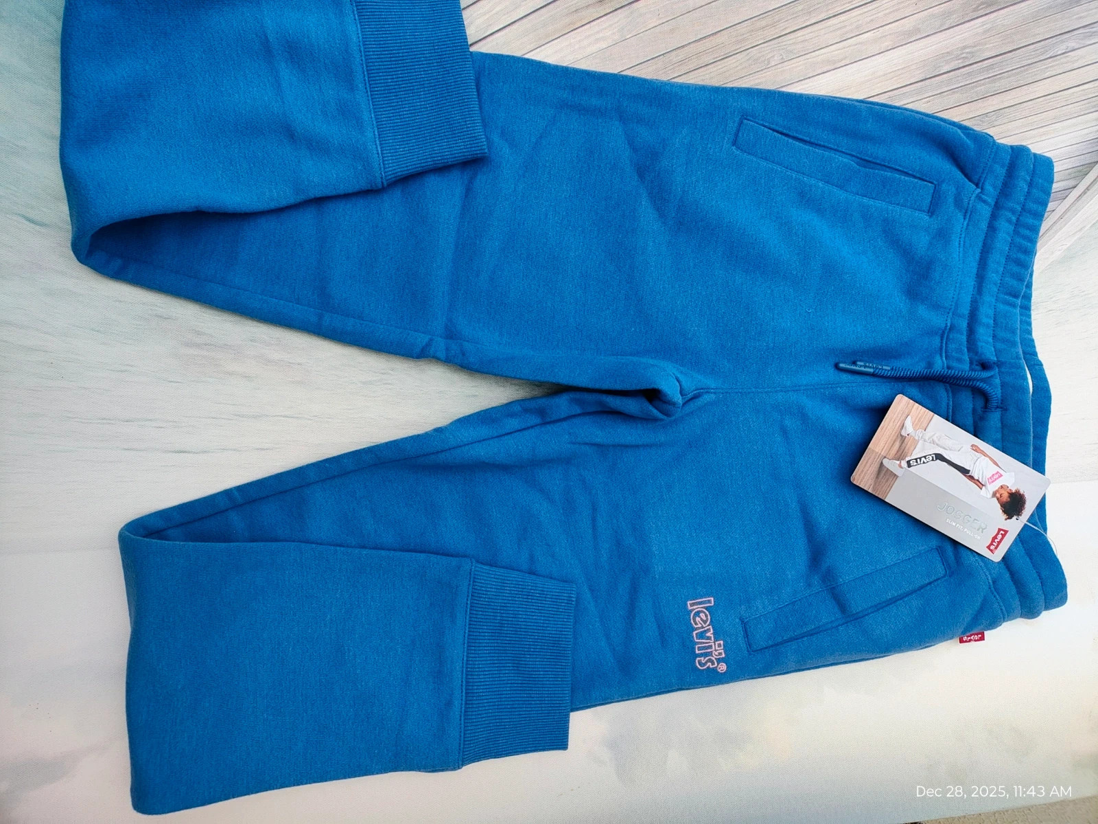 Joggers – Levi's – taille 10 ans / 140 cm 2