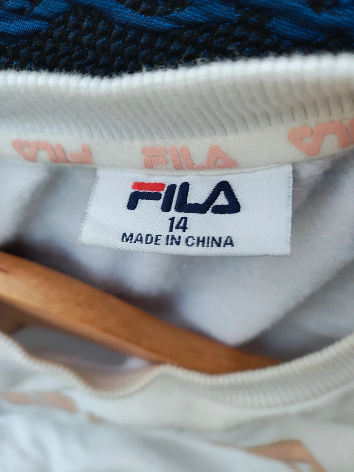 Sweat pull – FILA – taille 14 ans / 164 cm 4