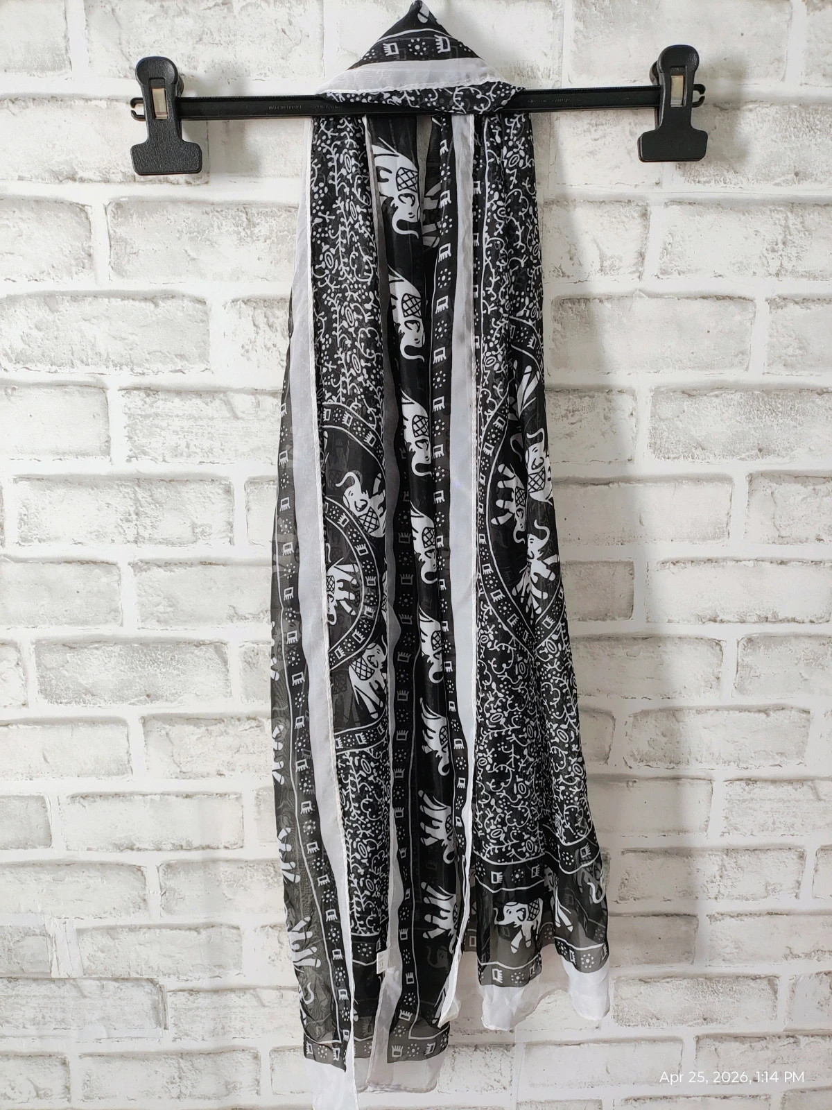 Elephant 🐘 print 🧣 2