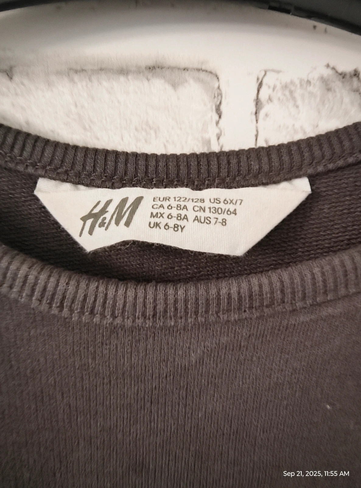 T shirts full sleeve – H&M – taille 7 ans / 122 cm 2