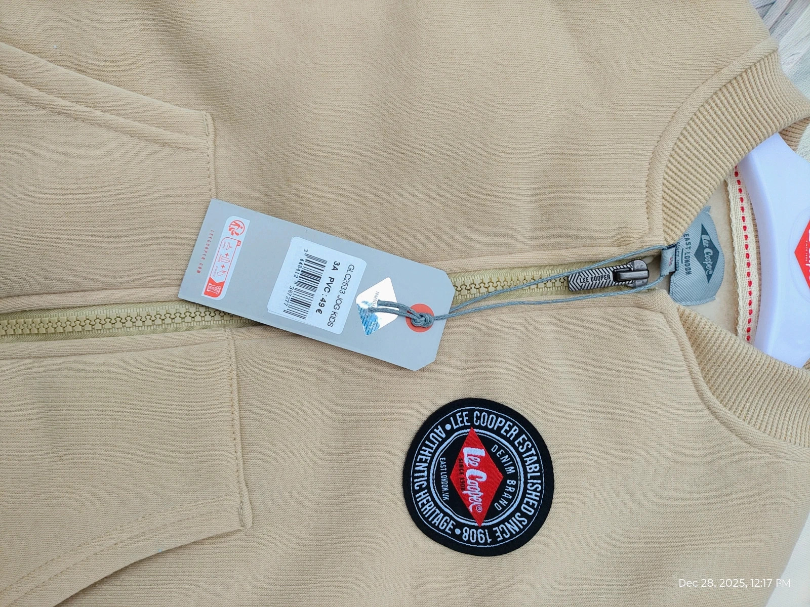 Lee cooper full suite for 3 years boys – Lee Cooper – taille 3 years 3