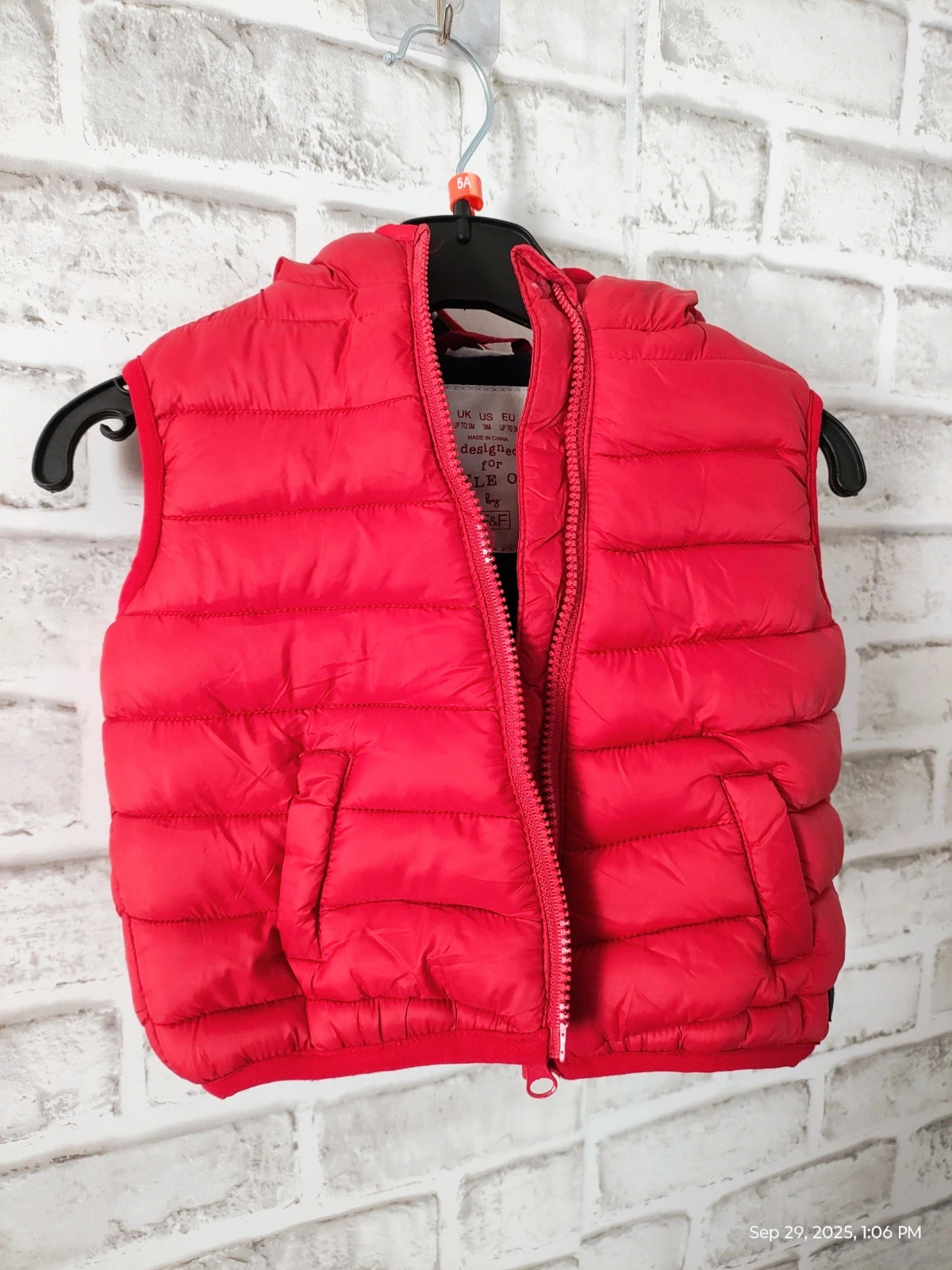 Sliveless jacket