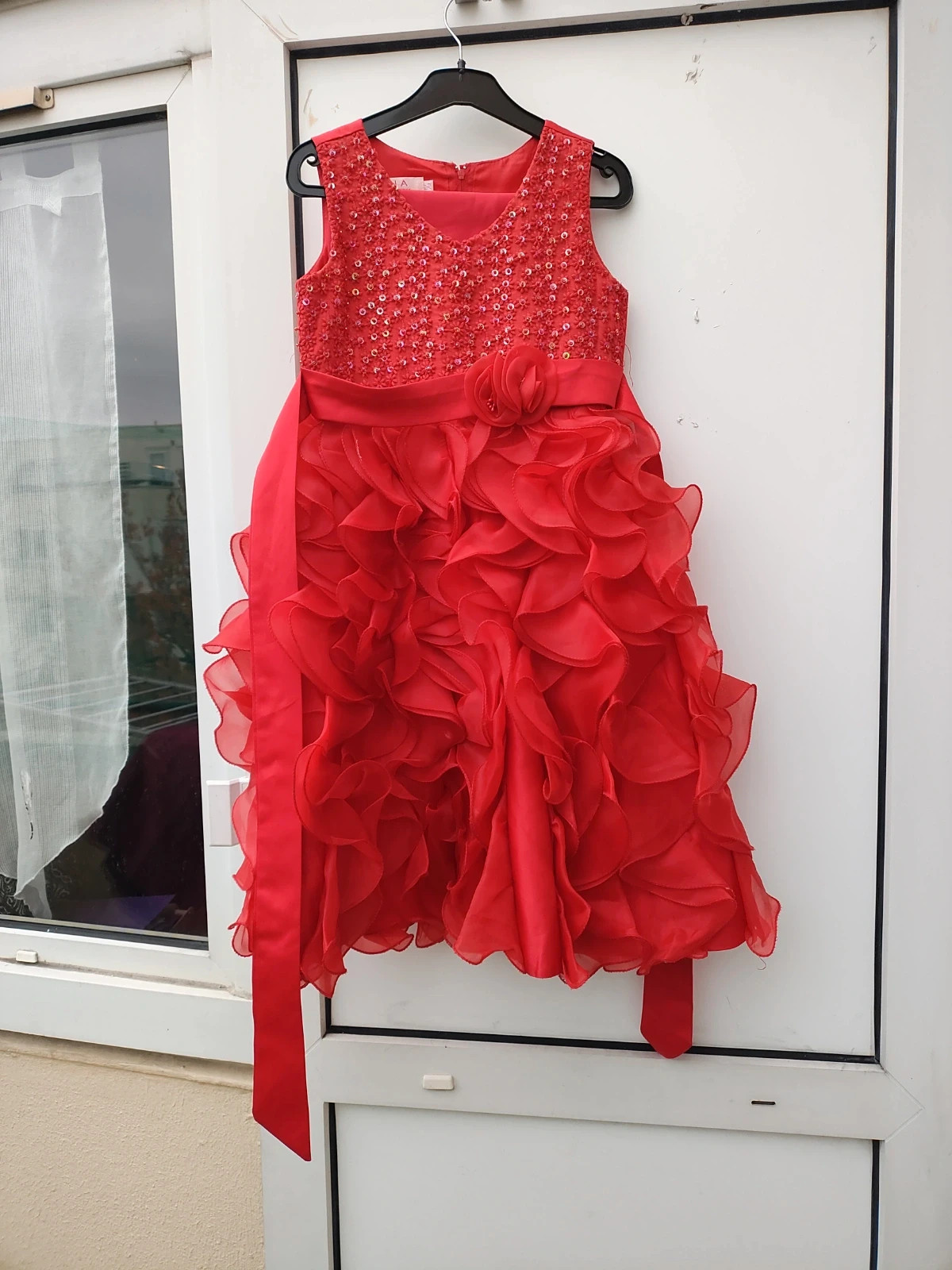 Robe with hand stitch silk trouser