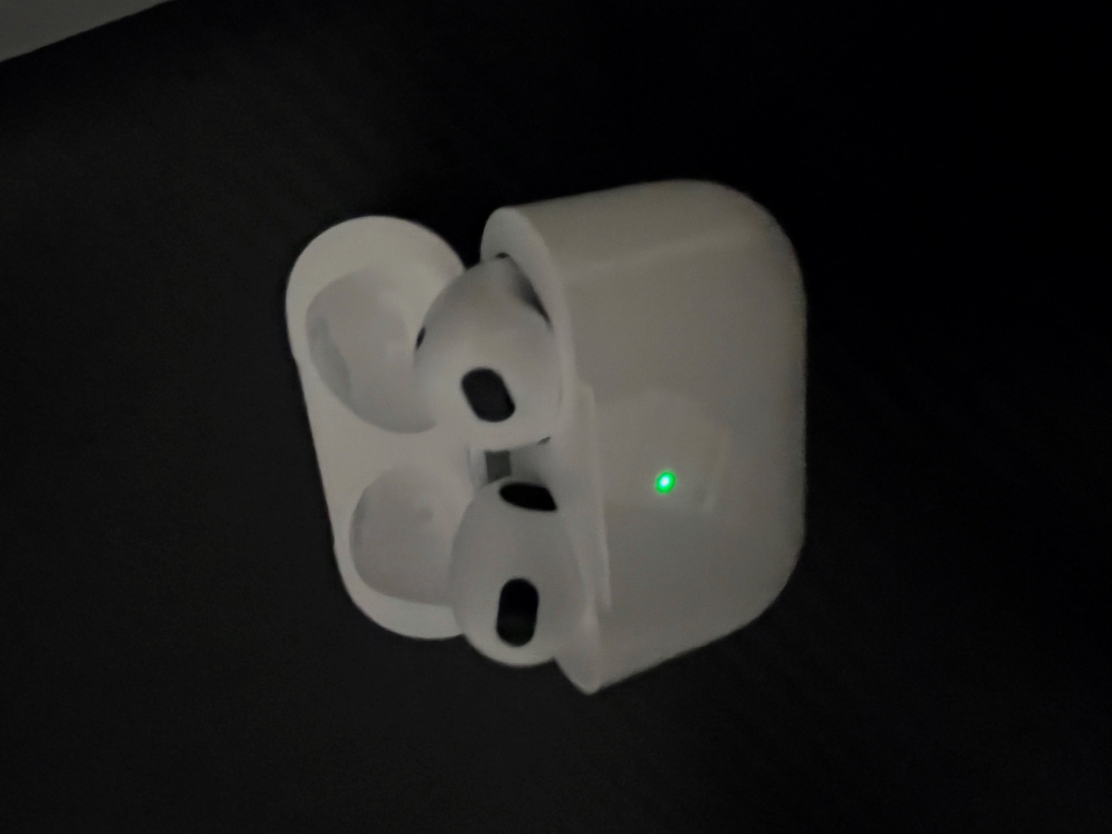 Écouteurs sans fil Apple AirPods 3 avec boîtier – Apple 2
