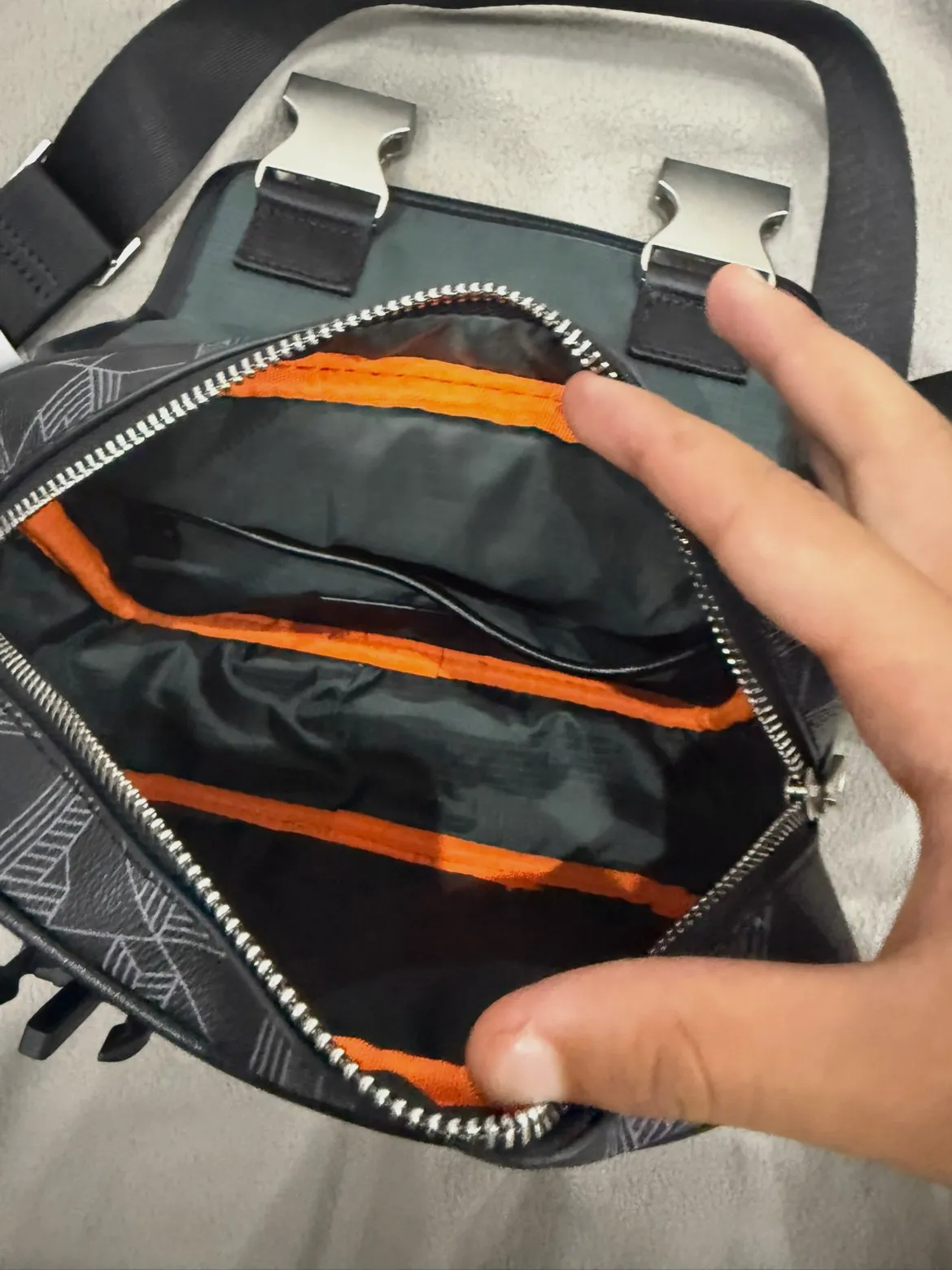 Saccoche lacoste messenger the bag neuf à vendre – Lacoste – taille Taille unique 3
