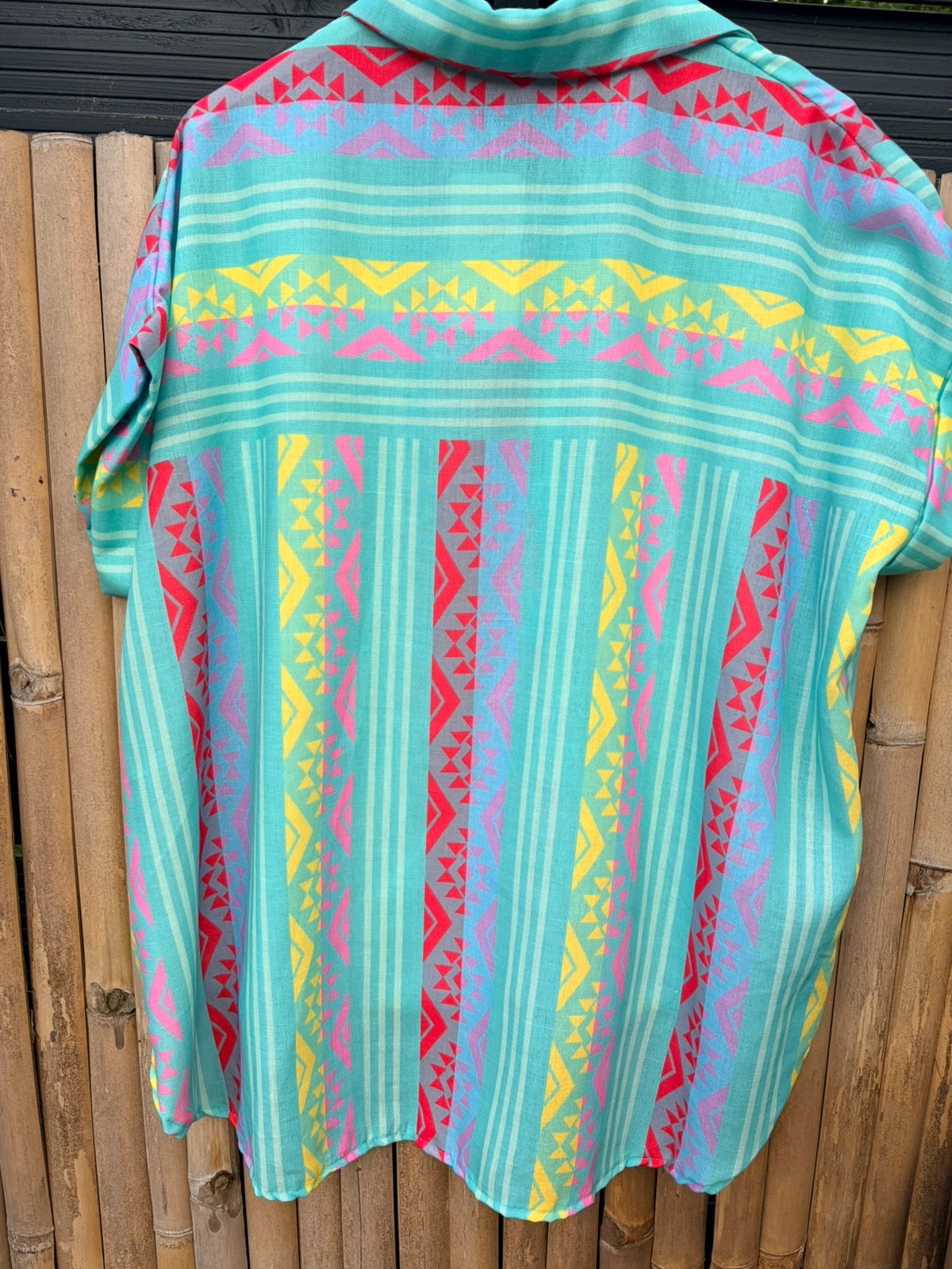 🌈Chemise oversize 40-50 bleu turquoise et logos ethniques – M-Made in Italy – taille Taille unique 3