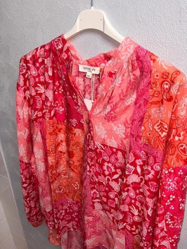 🌺Blouse imprimée Bandana colorée 48-50 – Styled In Italy – taille XXXL / 46 / 18 2