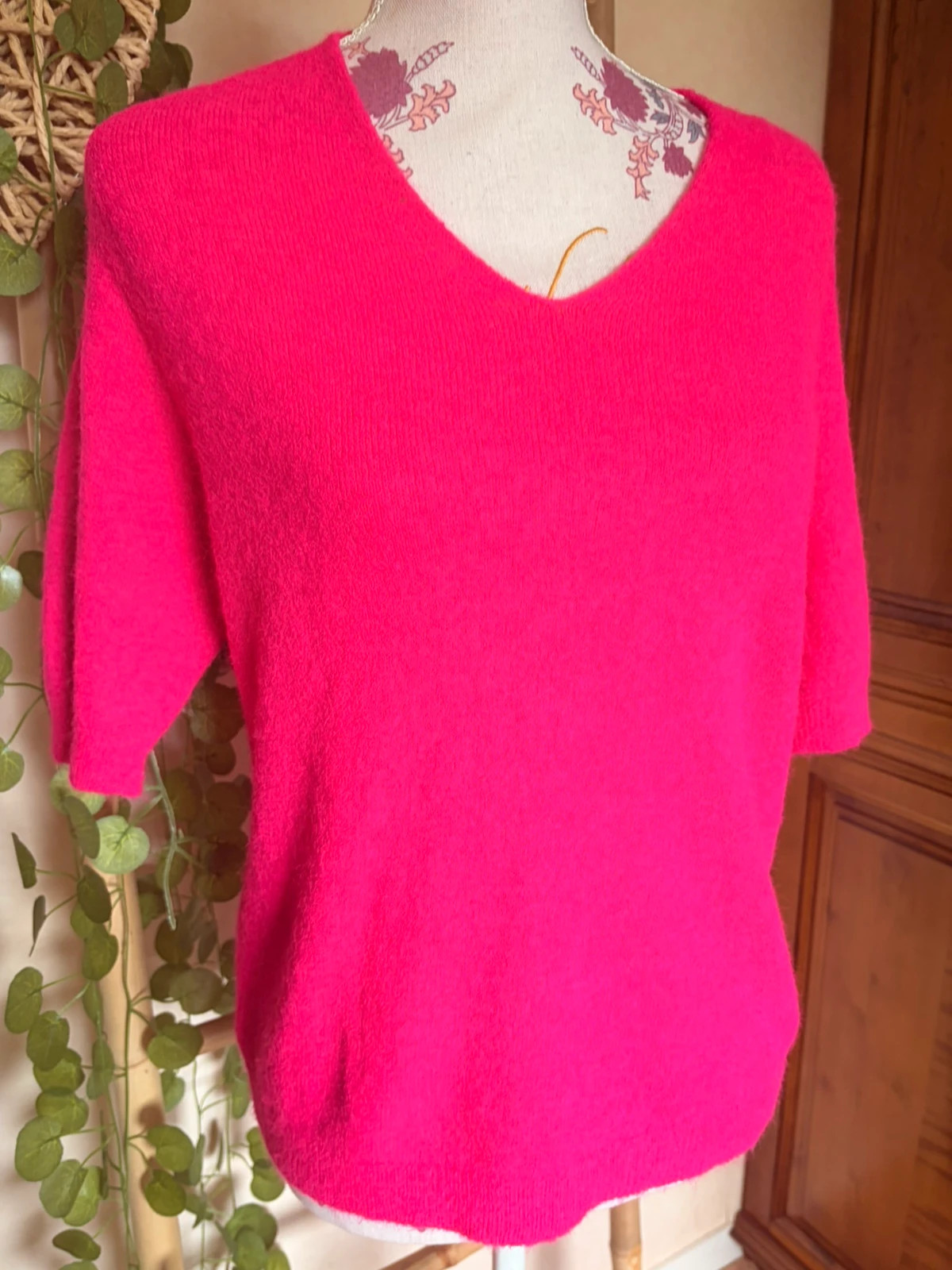 🌺Pull col V flash fuchsia 36/40