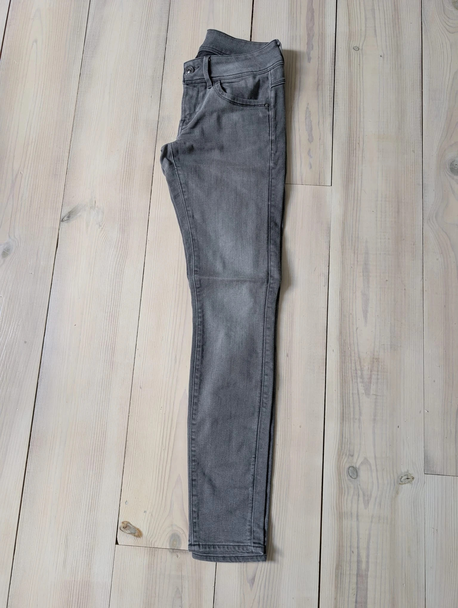 Jean femme Mid Skinny gris de chez G Star Raw