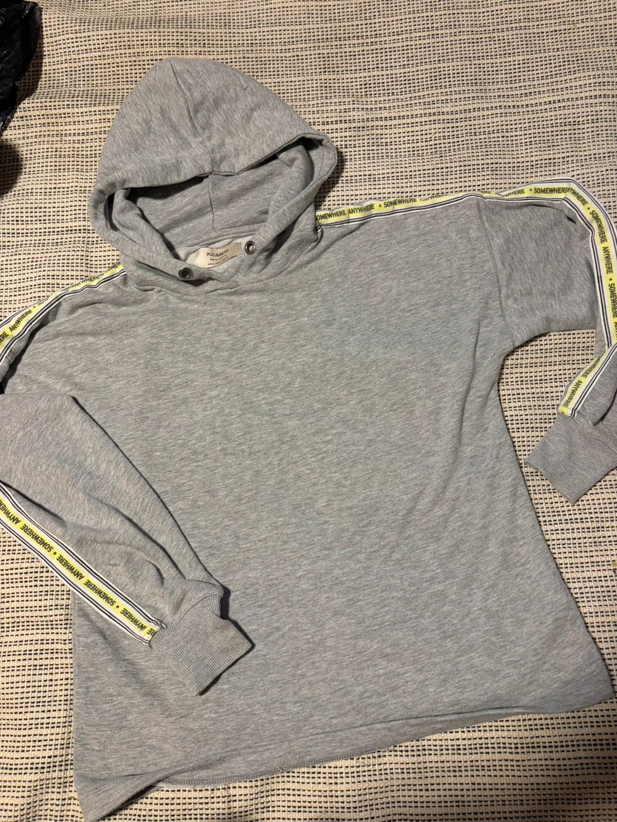 Sudadera gris con capucha Pull and Bear de mujer talla S hoodie sweat sweatshirt jumper – Pull & Bear – taille S / 36 / 8
