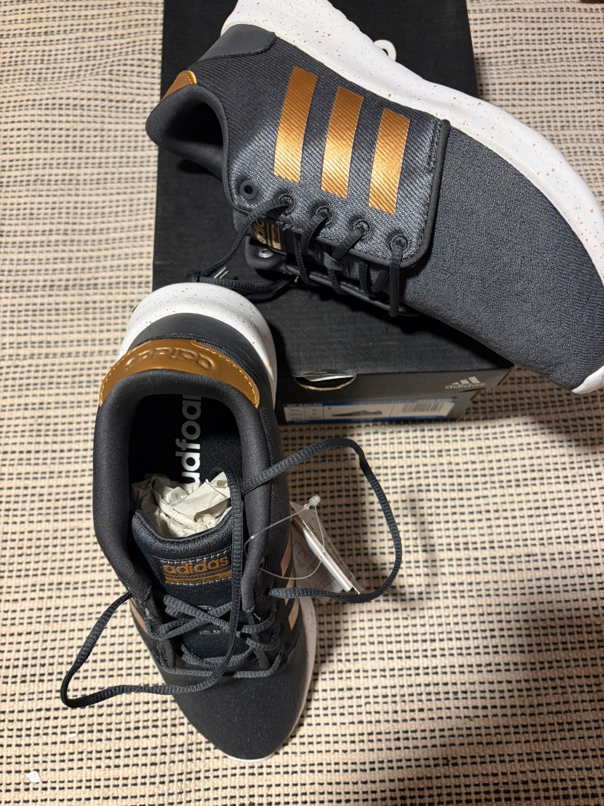 Zapatillas adidas QT Racer mujer gris y dorado talla 39 1/3 – adidas – taille 39.5 5