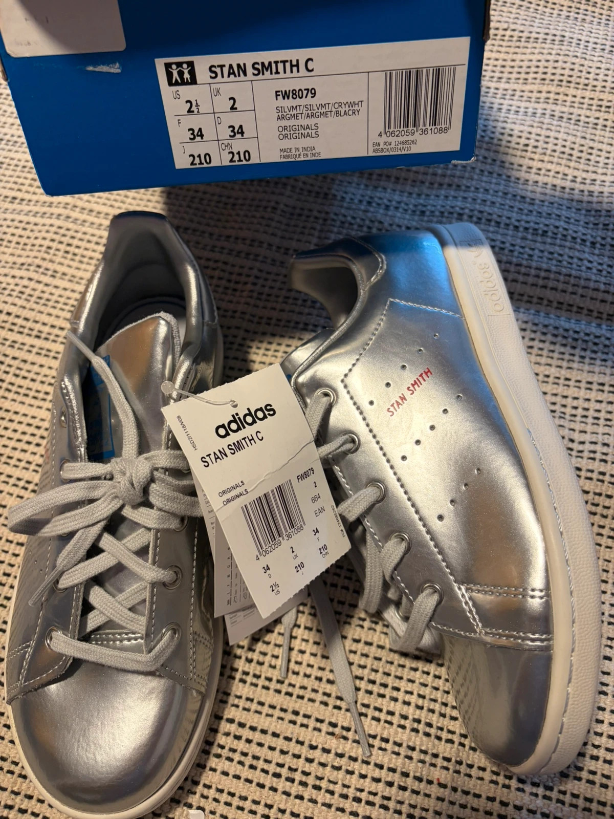 Zapatillas de deporte adidas stan smith c plateadas talla 34 como nuevas en caja original – adidas Stan Smith – taille 34 2