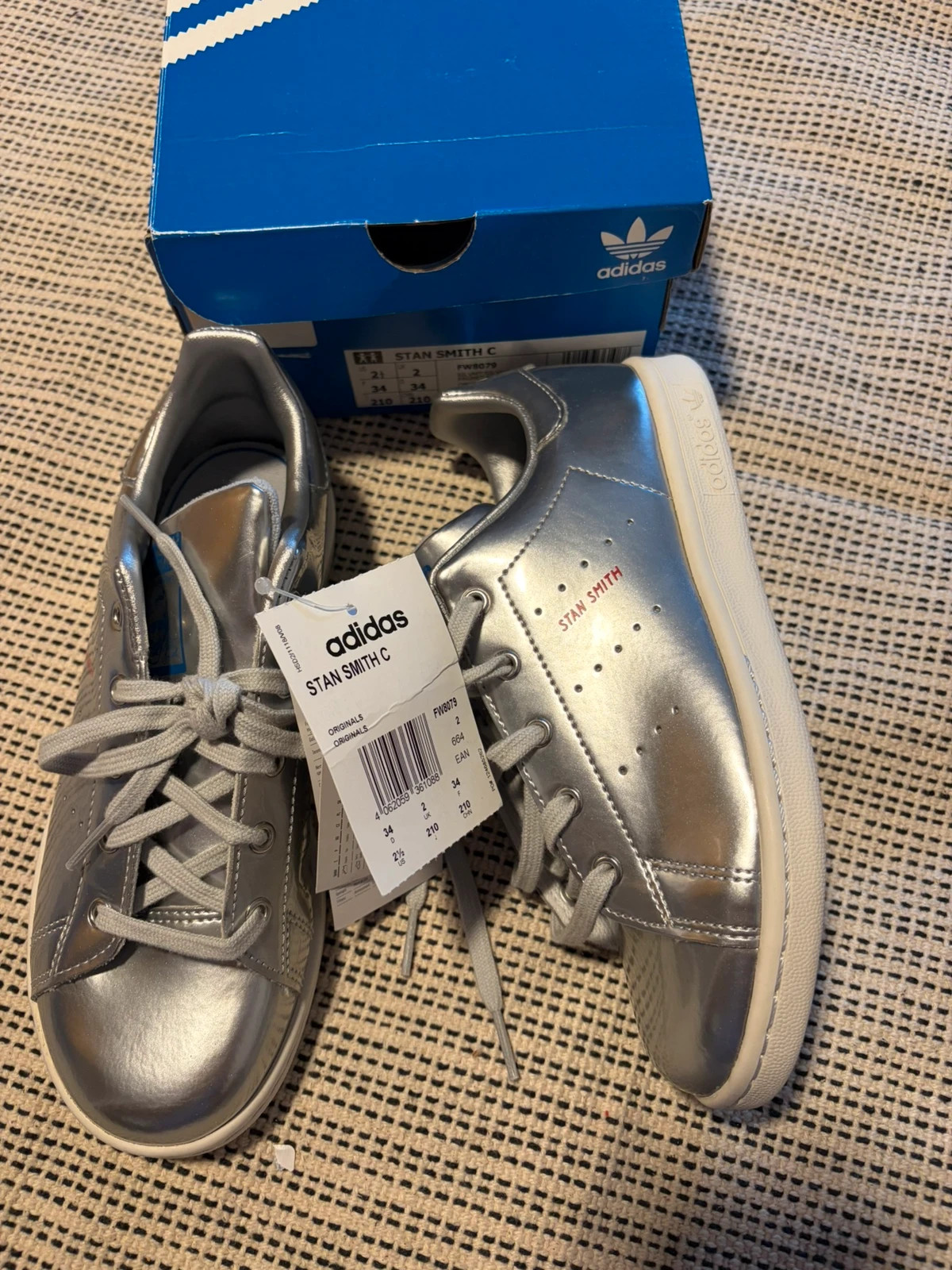 Zapatillas de deporte adidas stan smith c plateadas talla 34 como nuevas en caja original