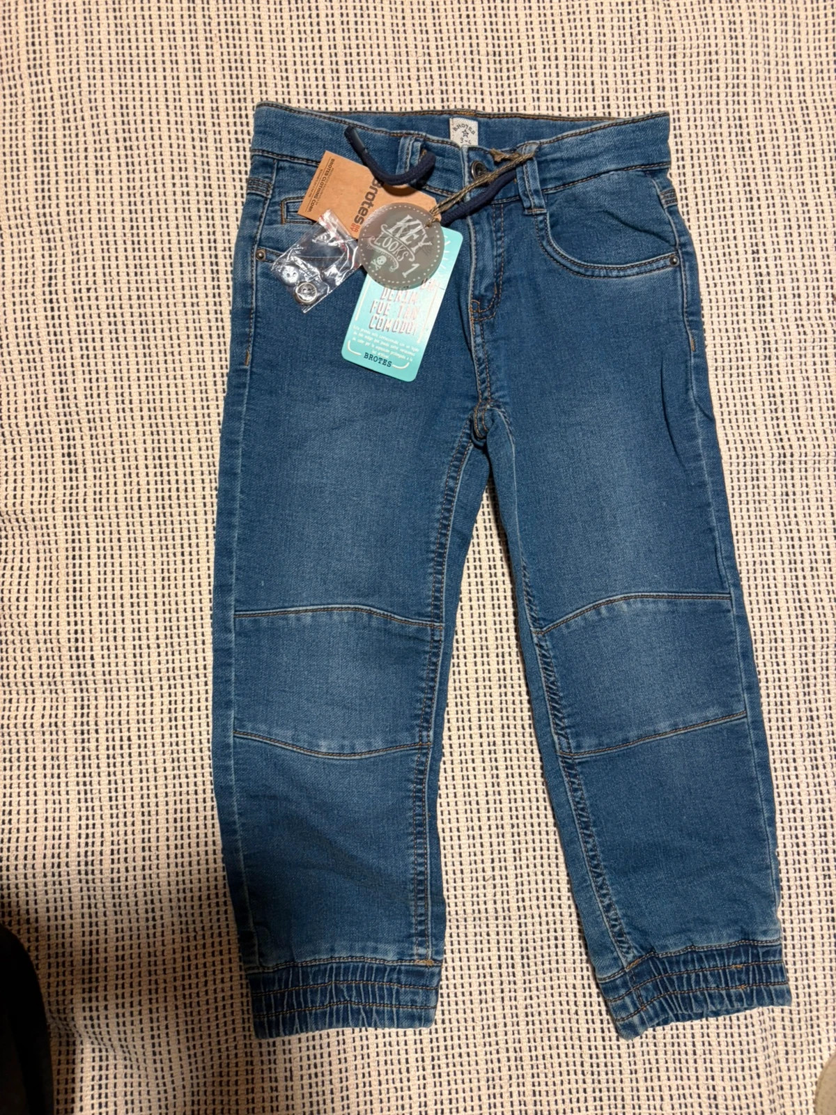 Pantalón vaquero niño Brotes El Corte Inglés talla 3-4 nuevo