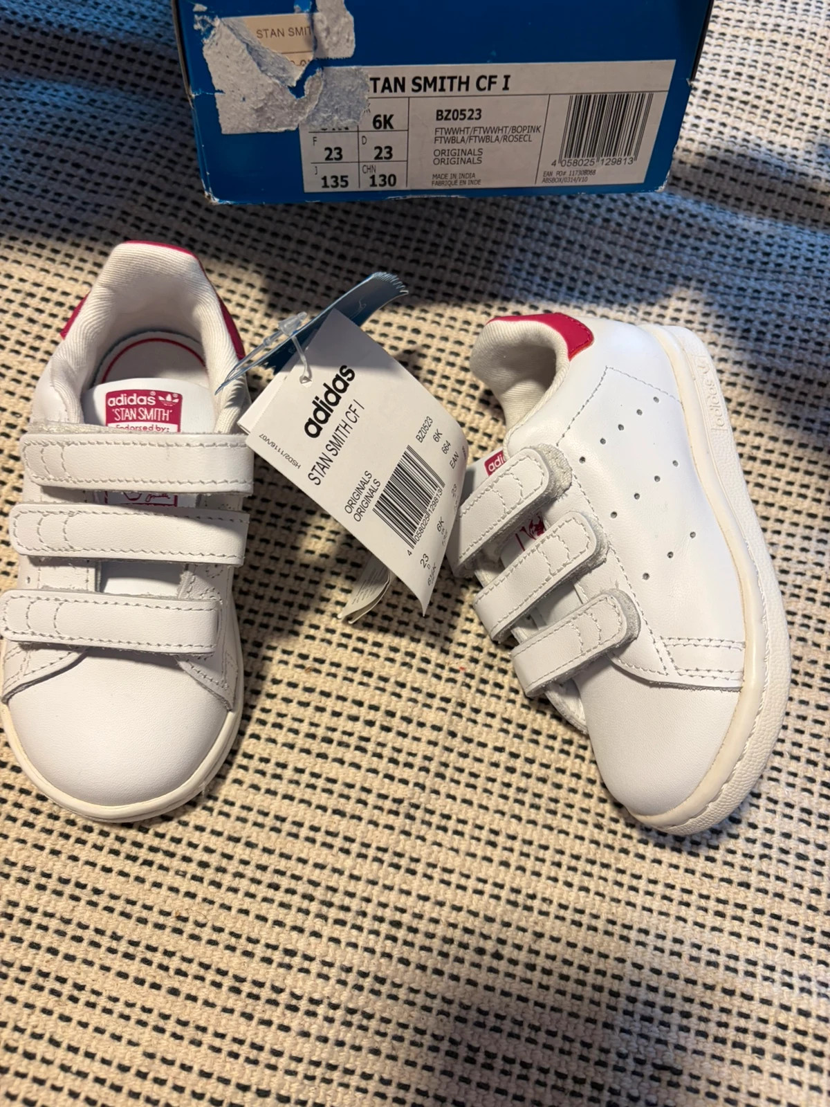 Zapatillas de adidas stan smith cf i blanco rosa talla 23 nuevas en caja original.