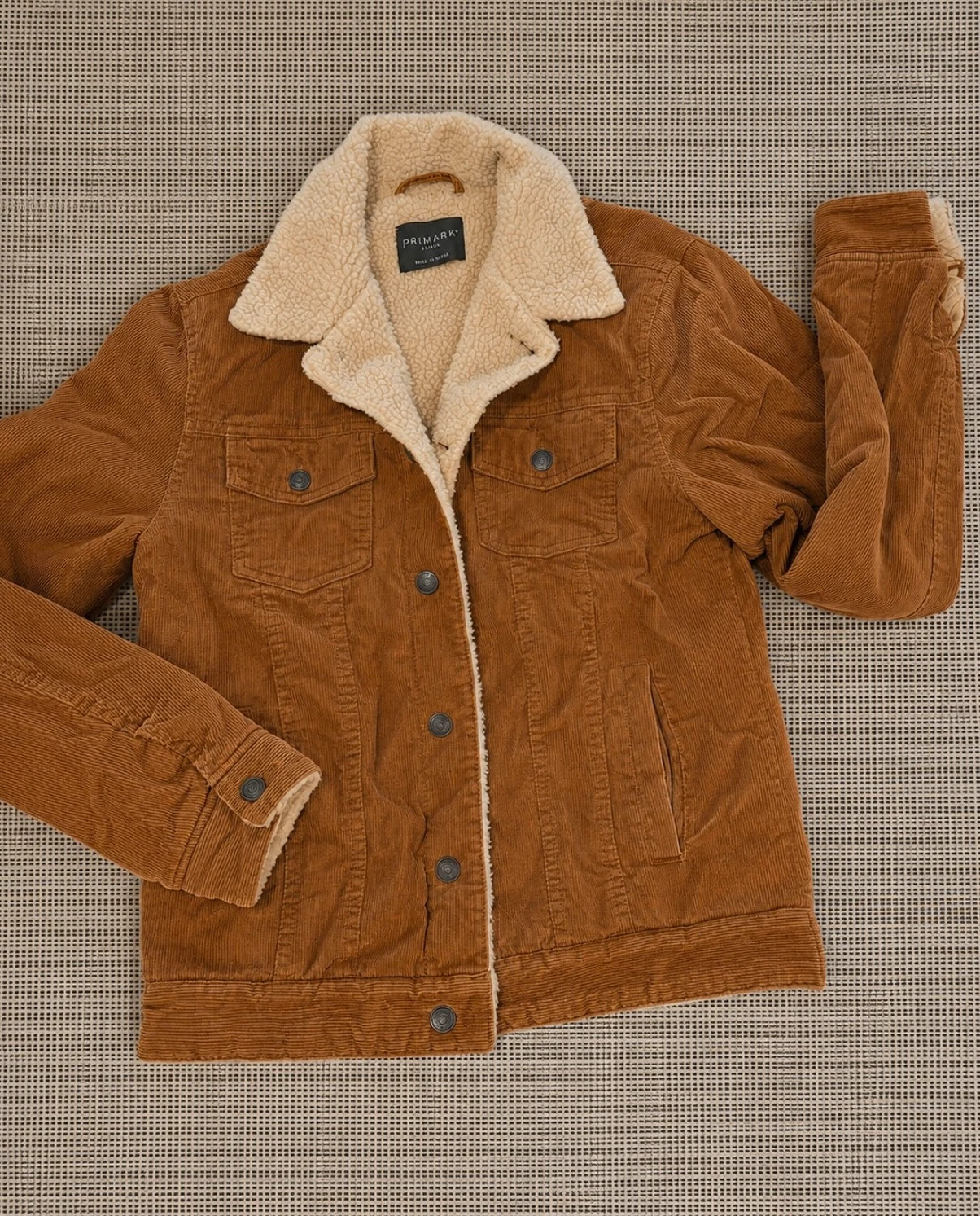 Chaqueta de pana y borreguillo Primark – Talla S – Primark – taille S