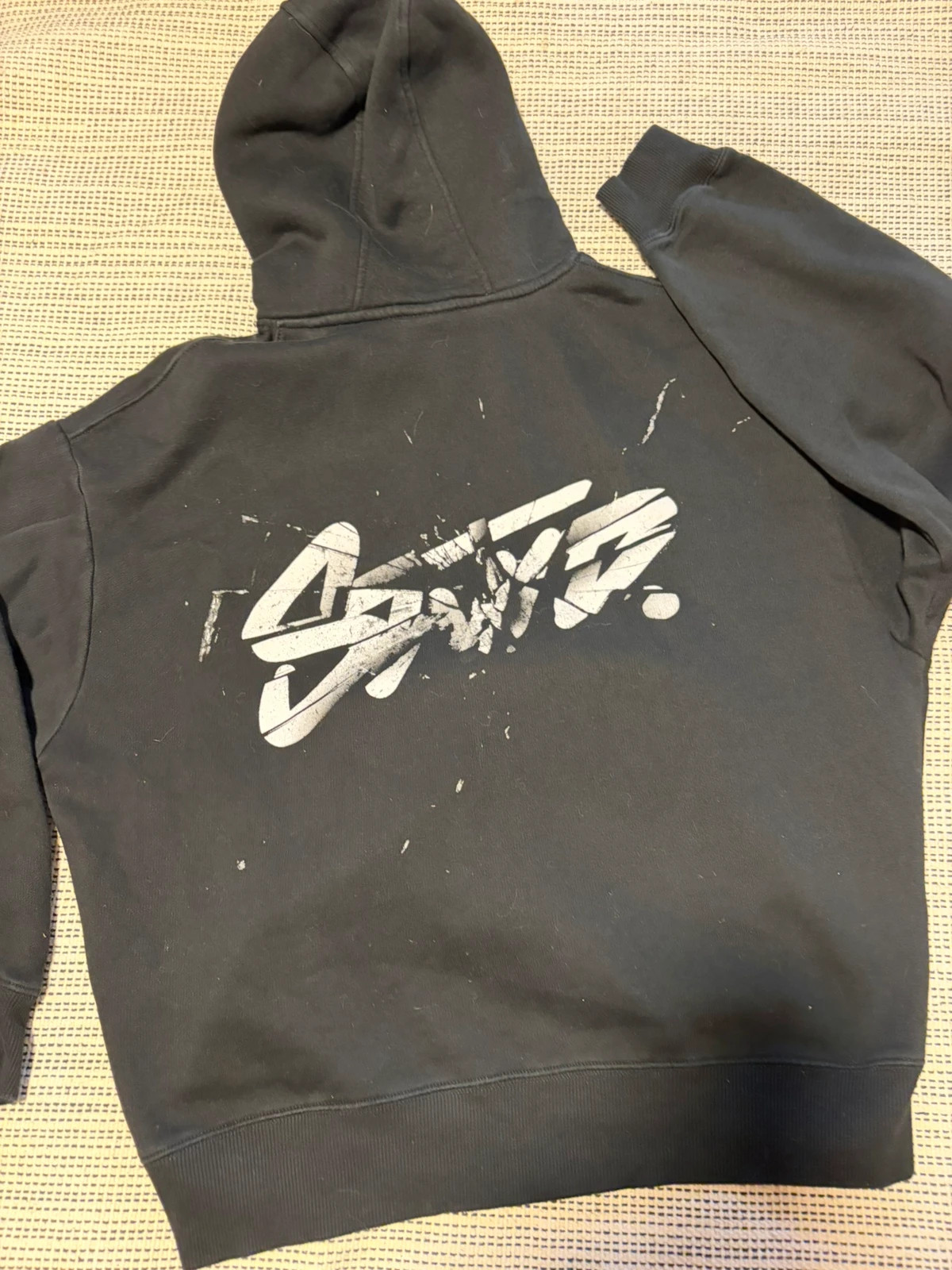 Sudadera negra con estampado gráfico, talla M, estilo urbano unisex – Pull & Bear – taille M 4