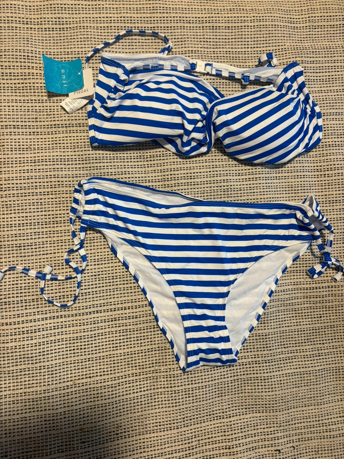 Bikini 2 piezas rayas azul y blanco Unit talla 46 – Unit – taille XXXL / 46 / 18