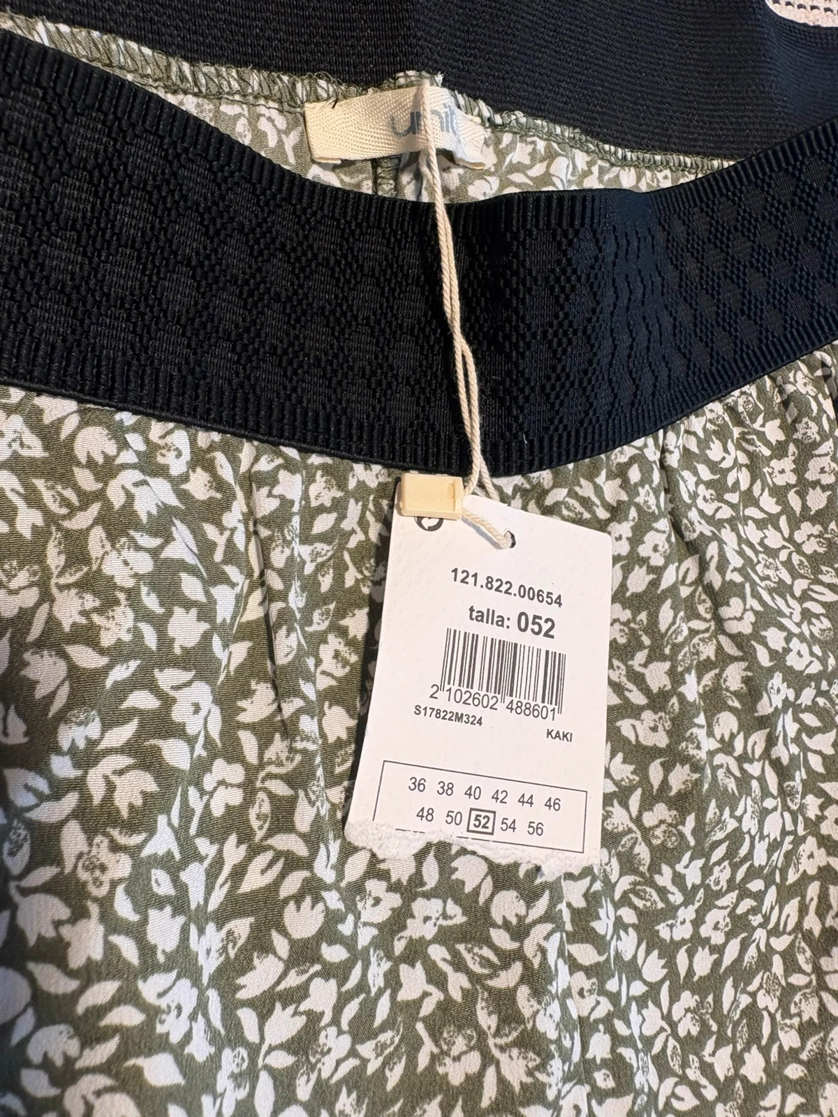 Pantalón fluido de flores verde kaki Unit El Corte Inglés talla 52 nuevo con etiqueta – Unit – taille 6XL / 52 / 24 3